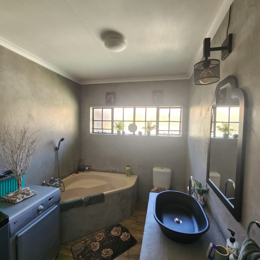 3 Bedroom Property for Sale in Bodorp North West